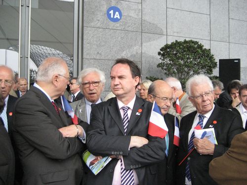 Avec la délégation officielle française le 21 juin 2010 à l'Expo.